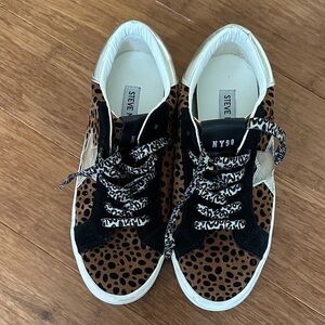 Steve Madden Leopard Print Star Sneakers - Brown/Black/Gold